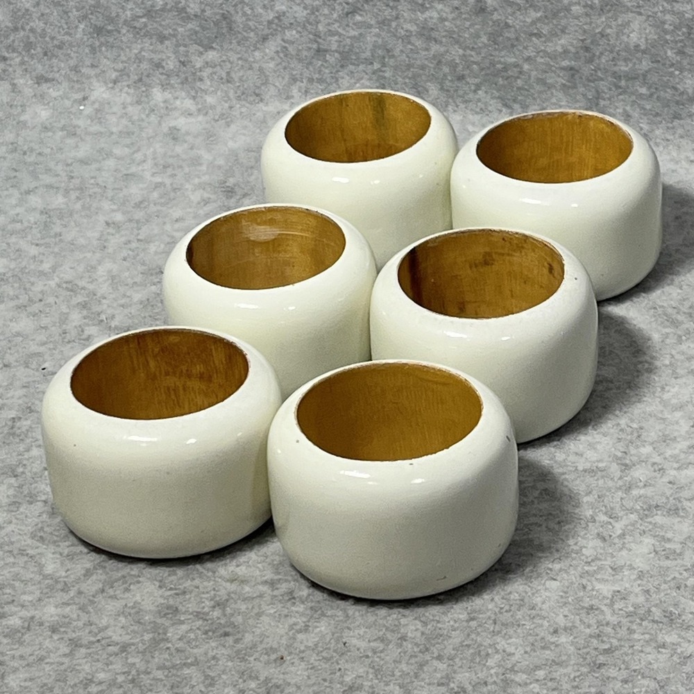 VTG White Wooden Napkin Rings Set Of 6 Round Solid Wood Table Dining Farmhouse‎